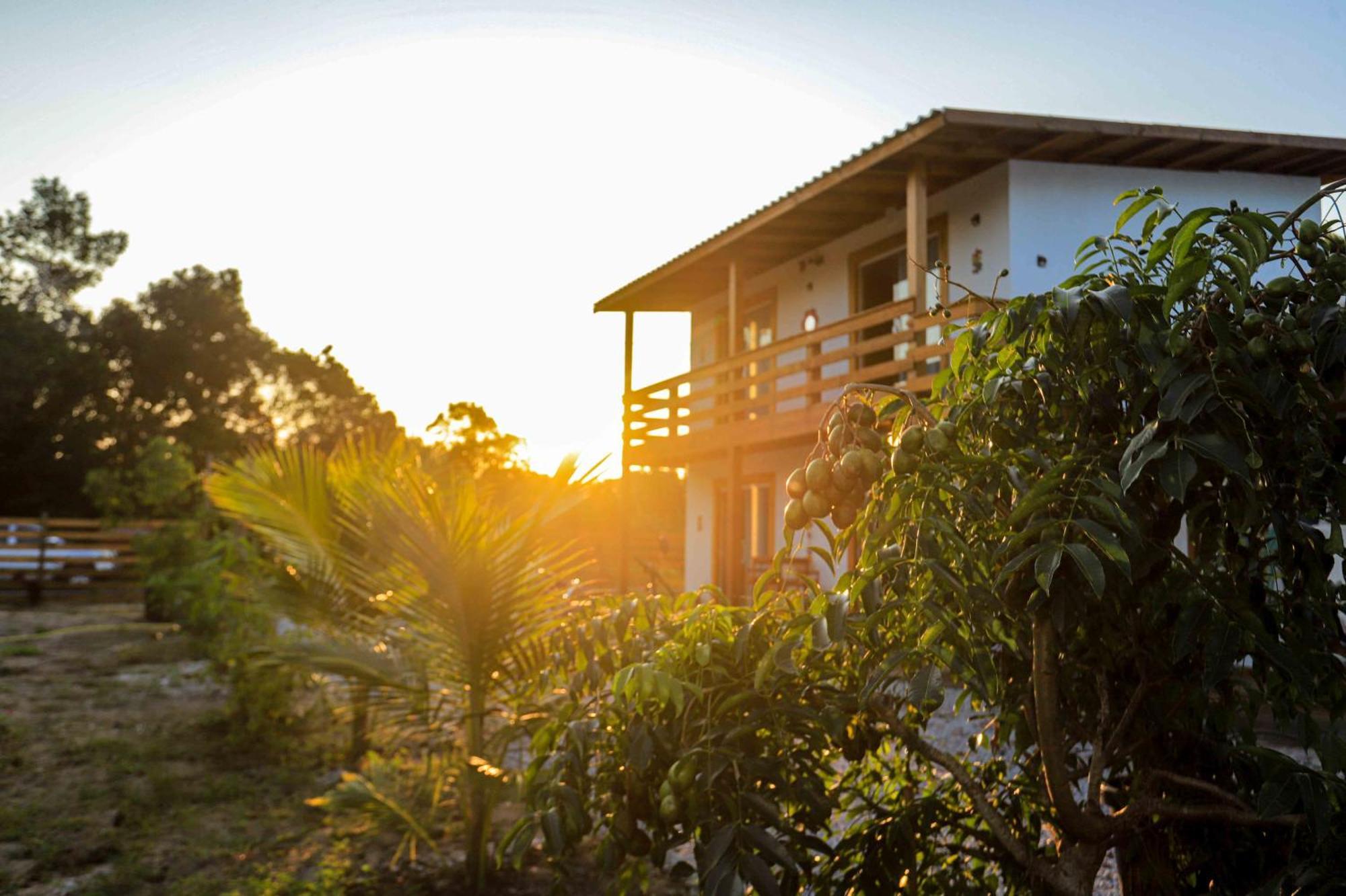 Rosa - Residencial Miramar * Porto Seguro